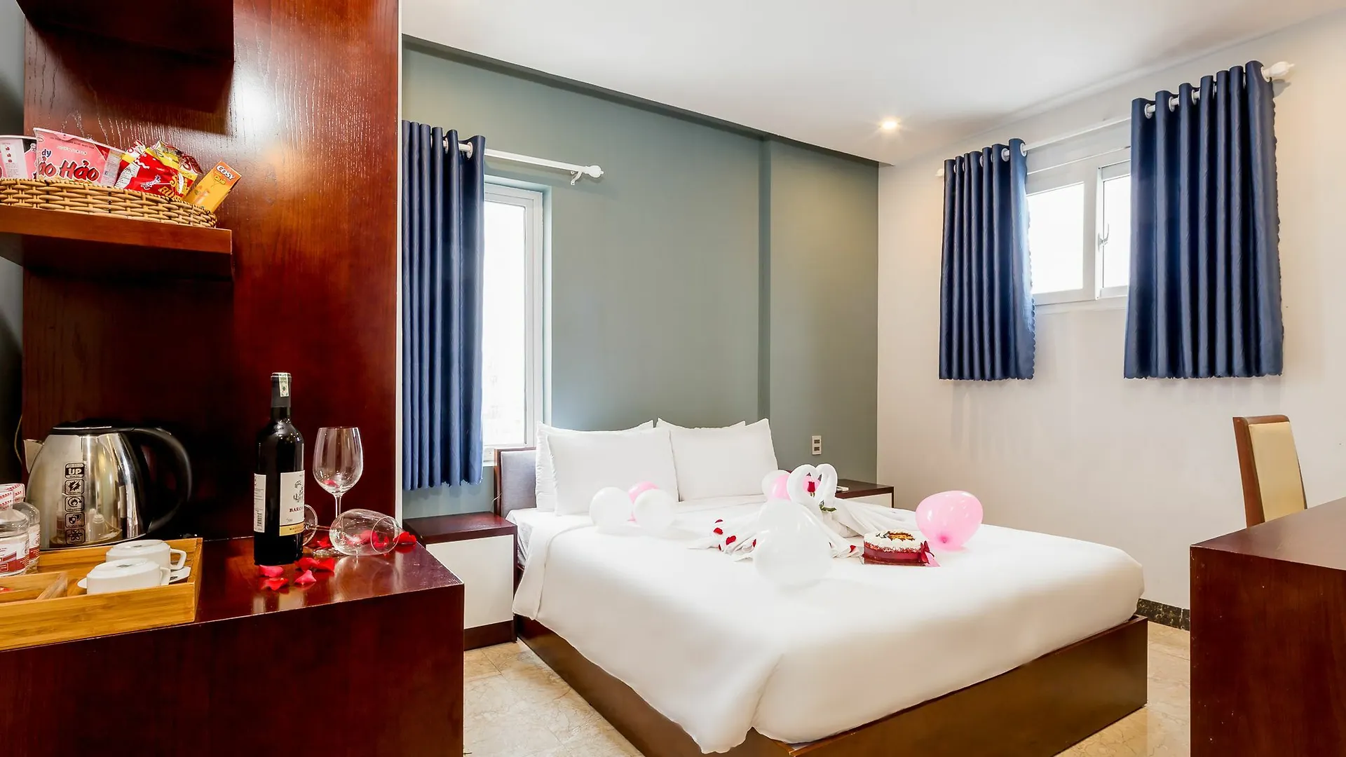 Rosetta Beach Hotel & Apartment Da Nang Vietnam